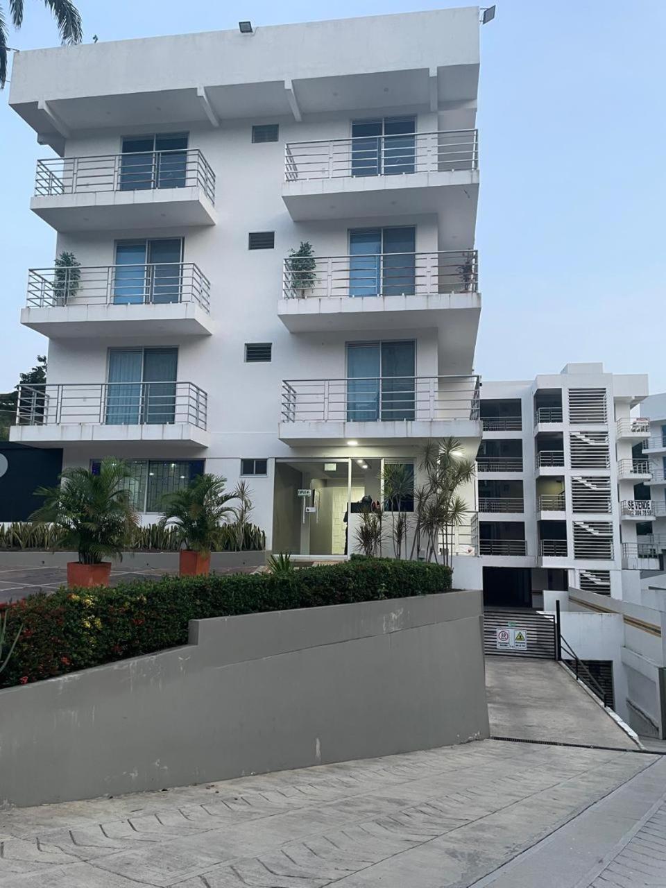 Apartamento Central En อานาโปยมา ภายนอก รูปภาพ
